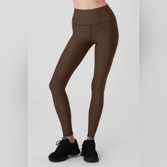 ALO Yoga Pants - Alo Airlift Winter Warm High-Waist Leggings in Espresso